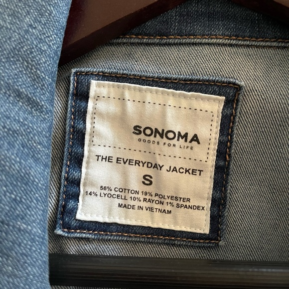 Women’s Jean Jacket - Picture 2 of 5